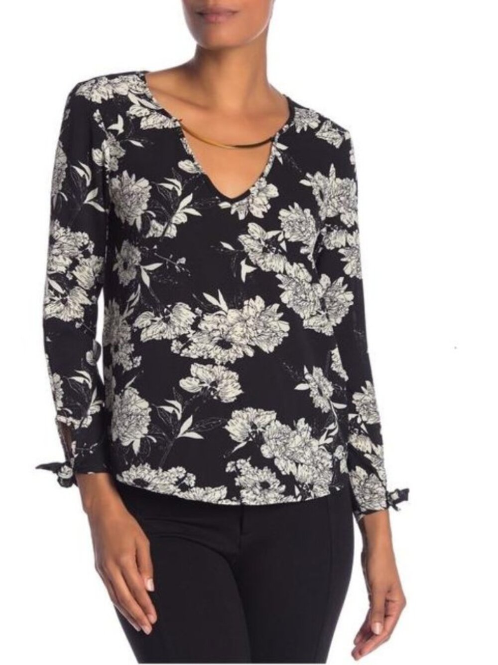 Harve Benard Necklace Blouse Top
